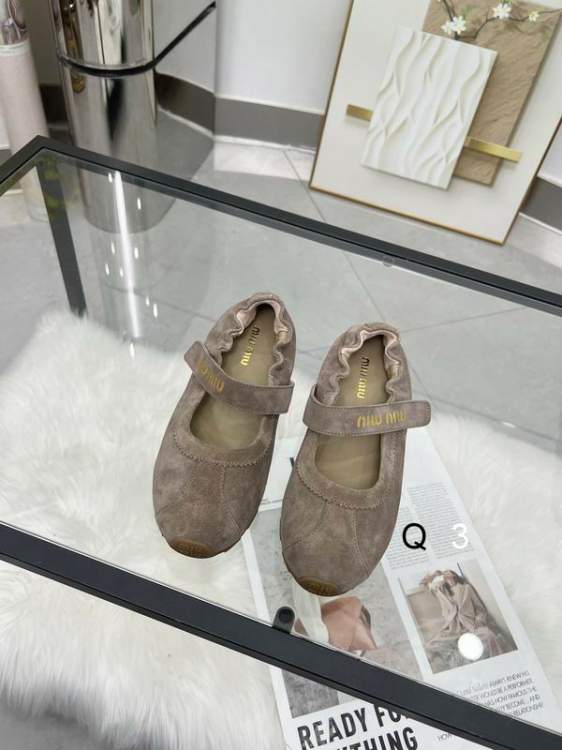 Picture of Miumiu Shoes _SKUMiuMiusz35-40QM020418107